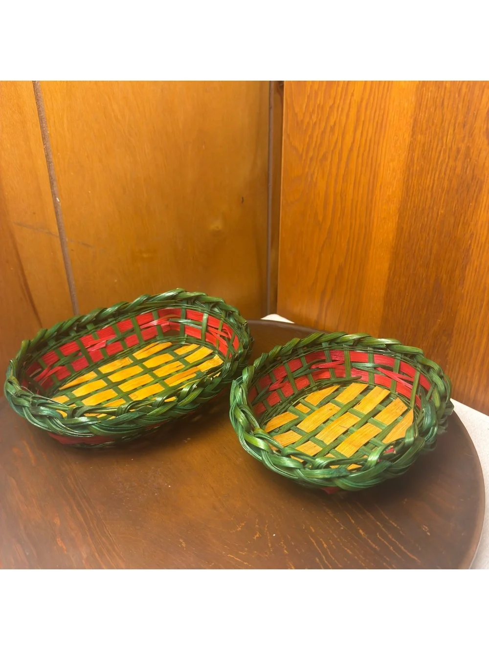 Vintage Christmas Nesting Baskets Set Red Green Yellow Woven Holiday Decor